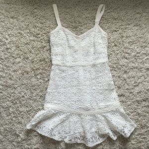 Astr White Knee Length Lace Dress